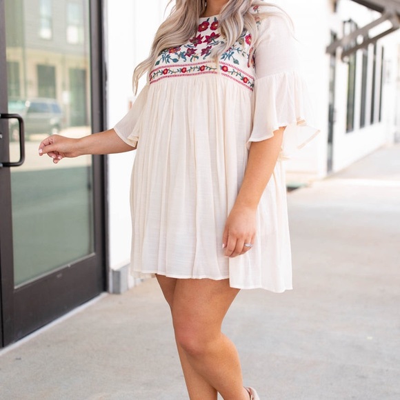 Chic Soul- What You Seek Dress- Natural in 1X - Picture 2 of 5